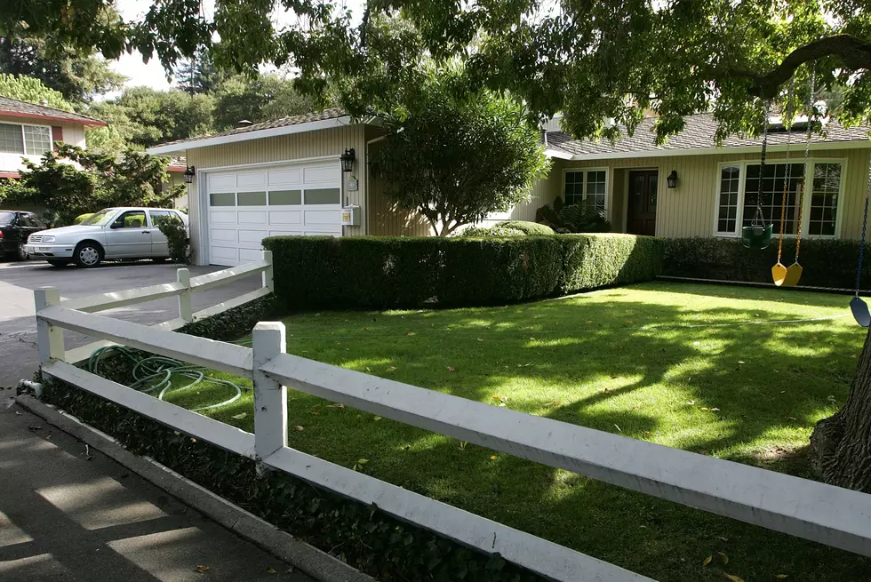 Ways To Make Your Home Look Occupied When You’re On Vacation