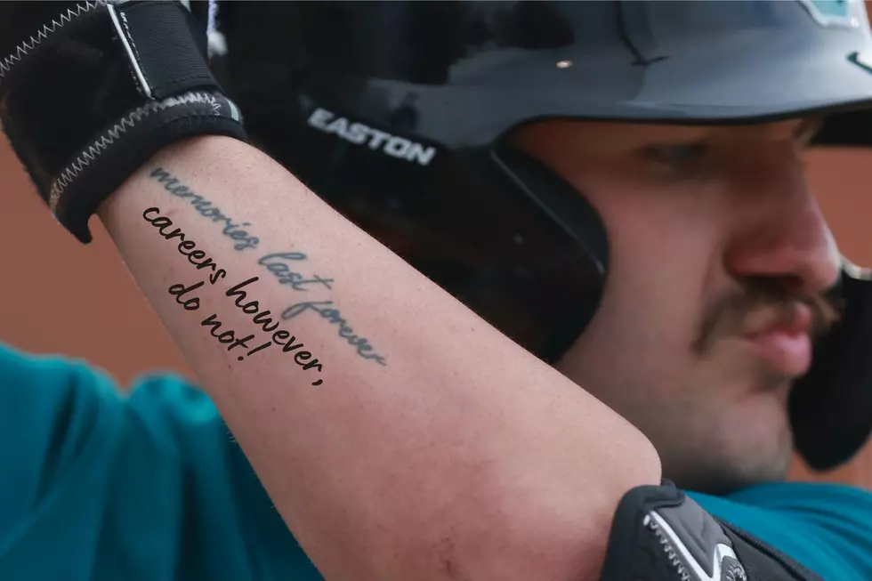 Minnesota Twins Dump Catcher for Sharing Signs with Batters